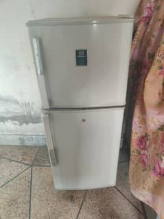 Dawlance Fridge 100% working best cooling