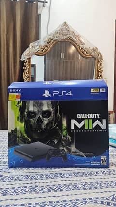 PS4 Slim 1TB with 2 controllers,Headset
