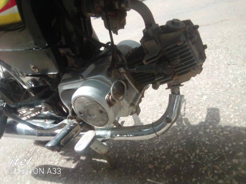 japani honda 125 say lekar 70 all bikes in original 100% genuine 7