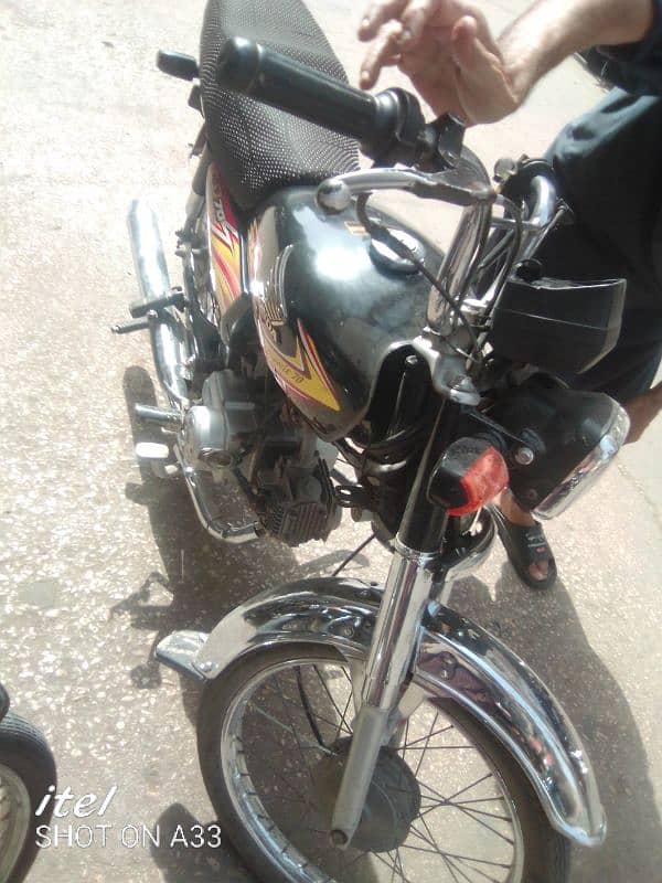 japani honda 125 say lekar 70 all bikes in original 100% genuine 8