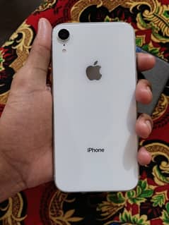 I phone x r condition 9/10 with box and charger