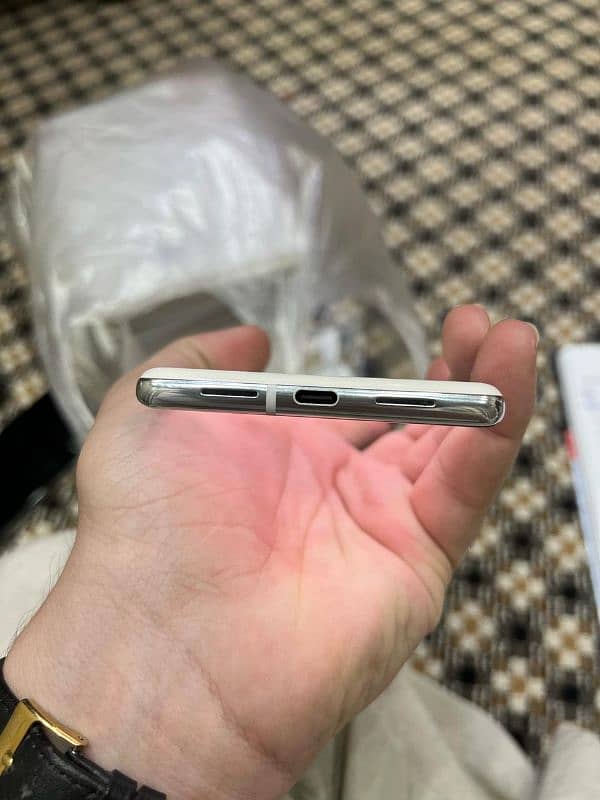 Google pixel 6pro 4