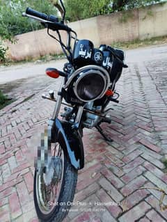 YAMAHA YB125Z BLACK COLOR
