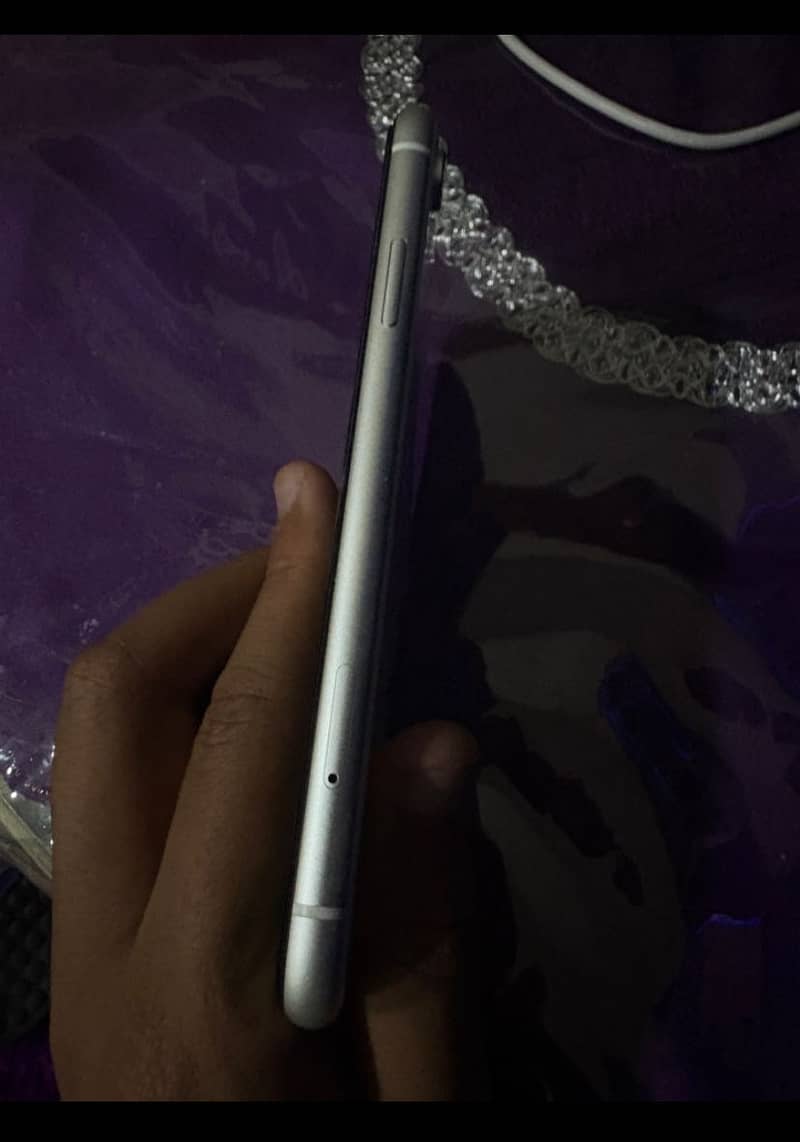 iPhones XR PTA Approved 128 74% 1