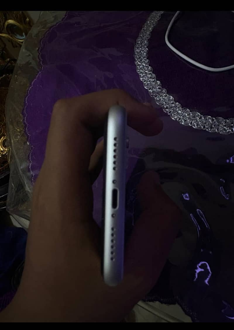 iPhones XR PTA Approved 128 74% 3