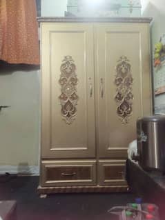 deco paint almari