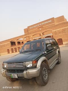 Mitsubishi Pajero 1991