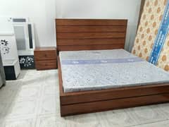 King Size Double Bed with Side Tables/03019225195