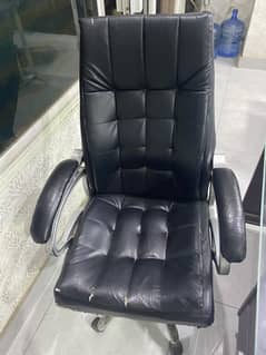 Office used chairs