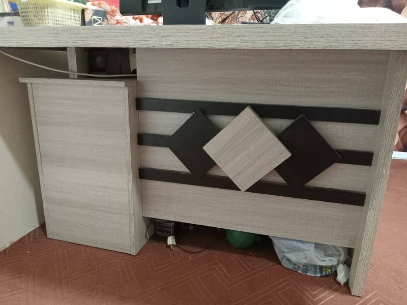 new office table 10/10 condition call 03008811919 0