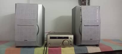 LG  sound system/ speakers/ wooders