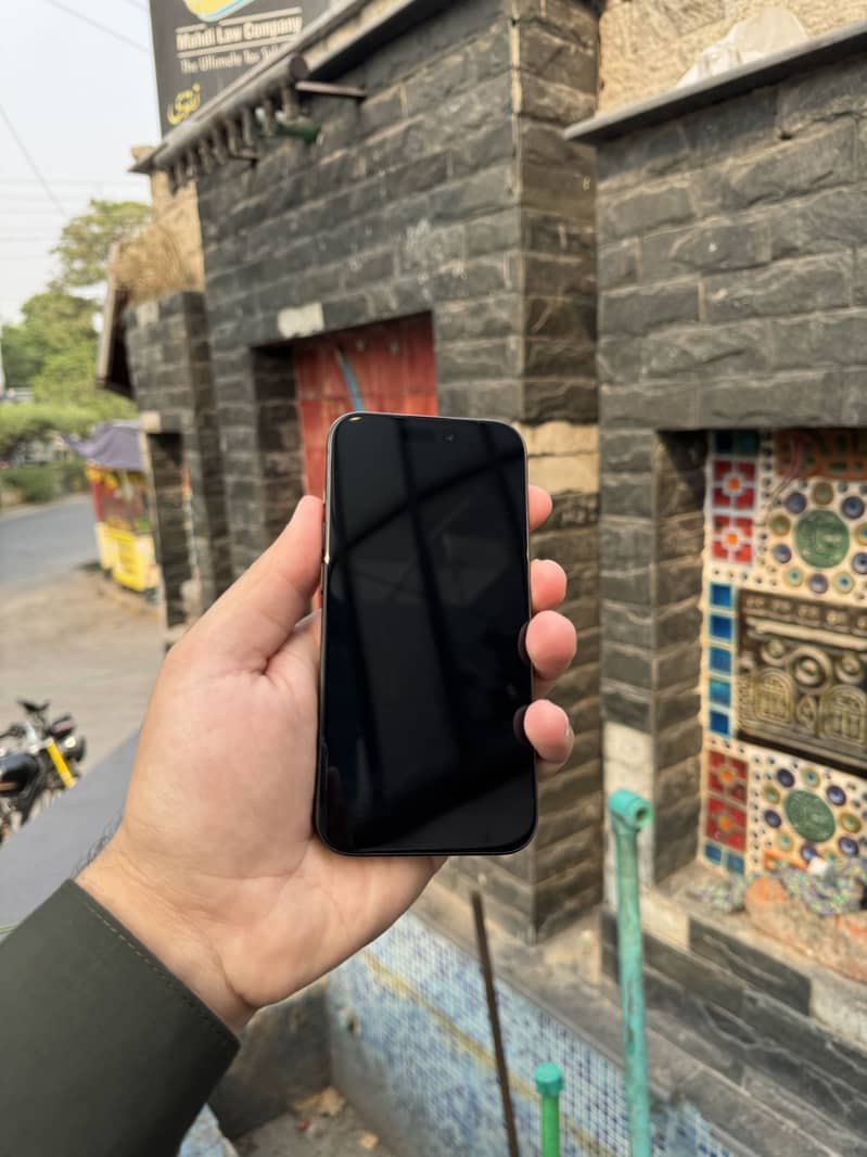 iphone 15 Pro 128GB Physical dual sim Non pta 3