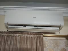 NON Invertor AC HAIER 1.5 TON 0300-2450944