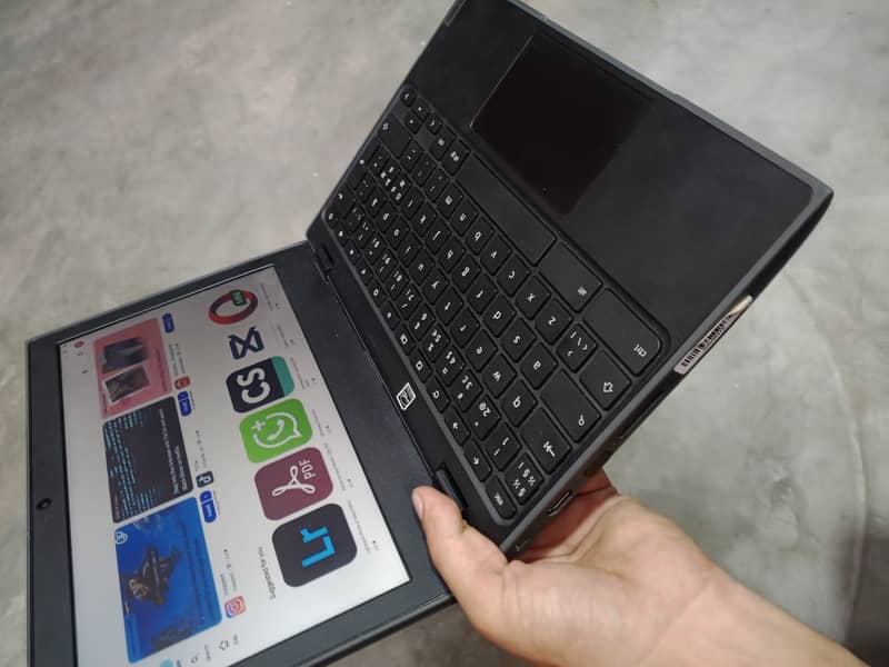 Chromebook Latest Model type C port 4Gb 32Gb built in memory 8