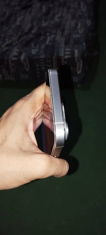iPhone 15 pro Max HK Non pta but Zong SIM all Time work 2
