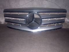 Mercedes Benz E 211 front grills