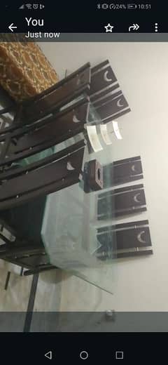 8 chir daning table