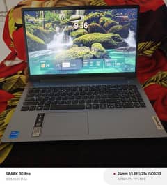 LENOVO IDEAPAD SLIM 3 (CORE i5)