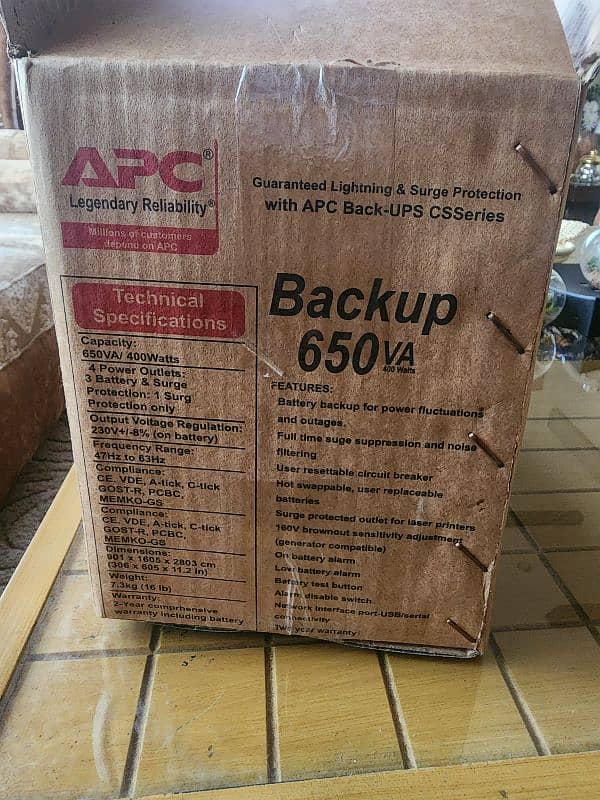 SMALL UPS APC 650VA 6
