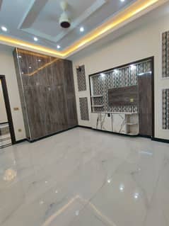 10 Marla New Portion For Rent