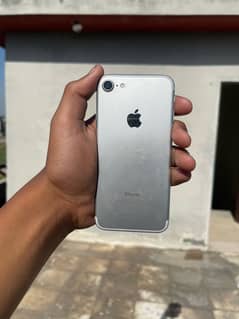 Apple iPhone 7