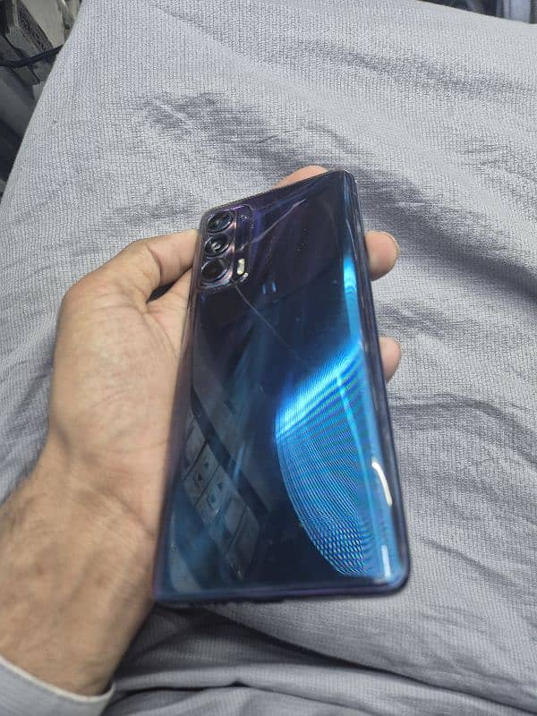 Motorola edge 5G uw 2021 1