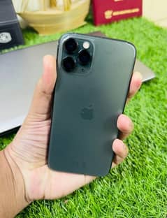 iPhone 11 Pro Factory Unlock 2 Month Sim Time All Okay