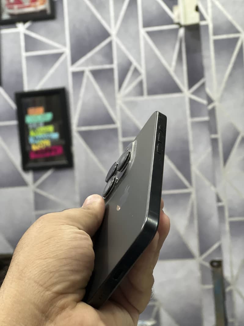 iphone 15pro 128gb Non-pta Jv with box 10/10 10