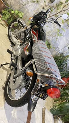 Honda Cg 125 2023/24 All Punjab Number Golden number 4700