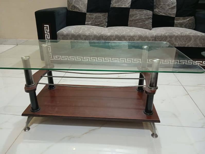1 big center table and 1 small table in used condition 0
