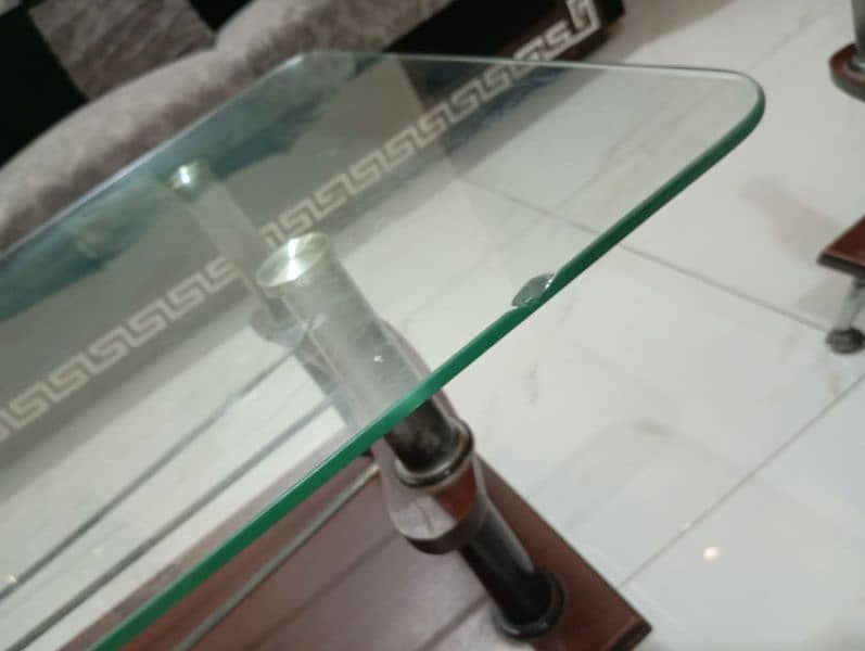 1 big center table and 1 small table in used condition 2