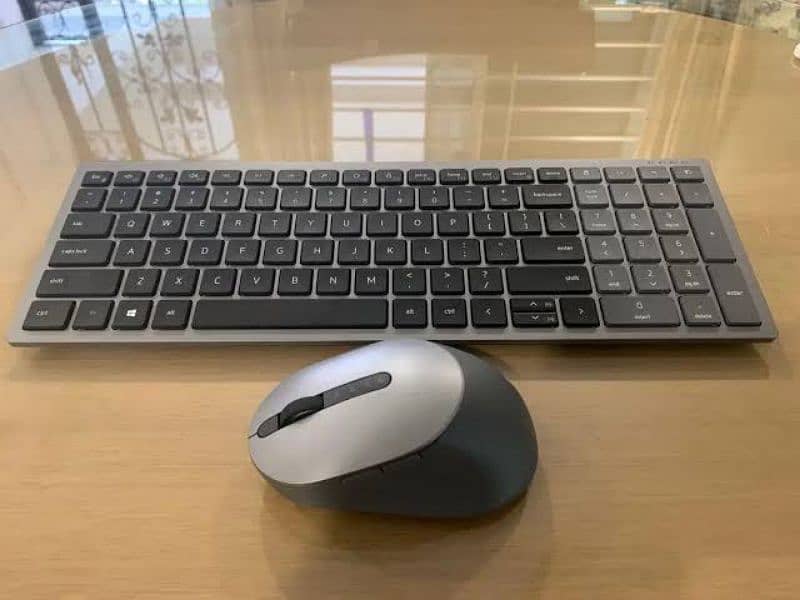 Dell KM7120W Wireless Keyboard & Mouse Combo - Multi-Device 0