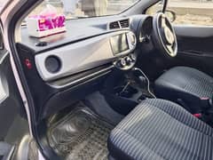 Toyota vitz F 1.0