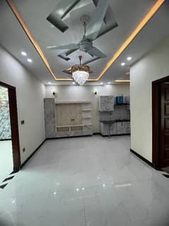 05 Marla Lower Portion Available For Rent. . !!!