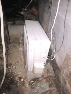 gree AC 1 ton  non inverter