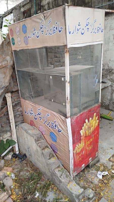 2 Counters in Good Condition 3