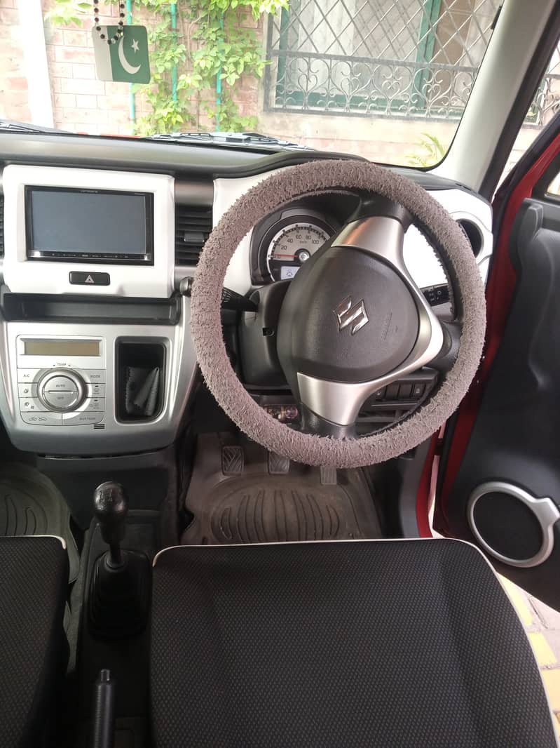 Hustler Suzuki 6
