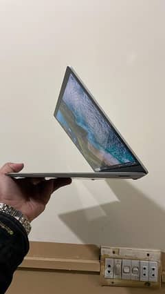 Microsoft Surface Laptop 1 Intel Core i7 7th Generation 8/256