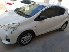 Toyota Aqua 2012