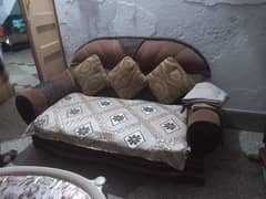 2 seater sofq