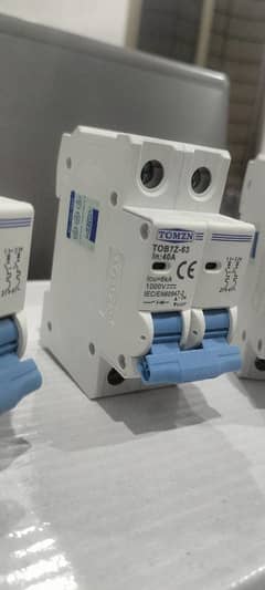 Dc breaker 20A, 25A,32A,63A Tomzan