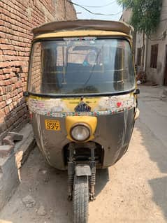 CNG RICKSHAW