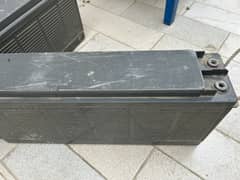 100 Amp Dry Battery