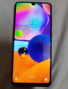 Samsung galaxy A31 4/128 with charger & cover