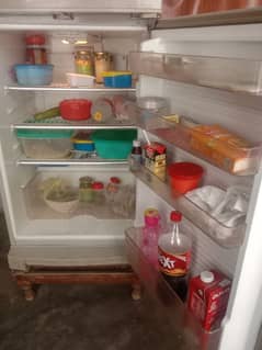 Dawlance Fridge Medium Size