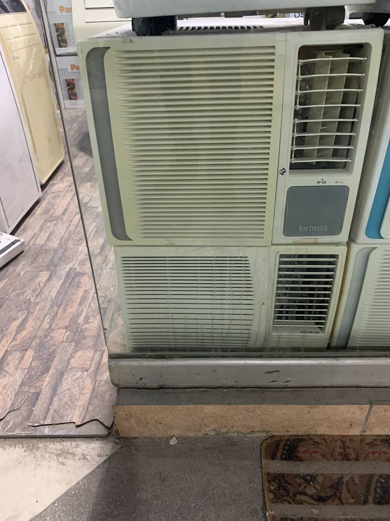 window ac 0.75 ton inverter and non inverter used 9