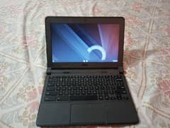 Iam selling my chrome book 11