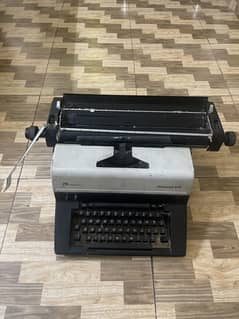 Typewriter in good condition