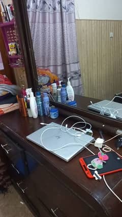 dressing table