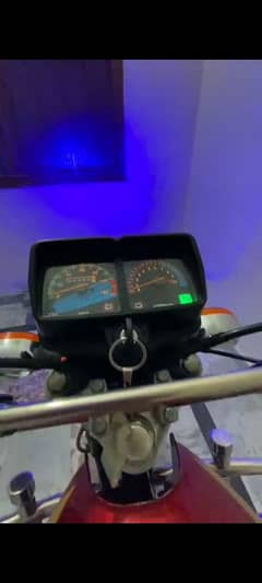 Total Genuine full Antique Attock city bike ma KSI kism ka koi Kam nah